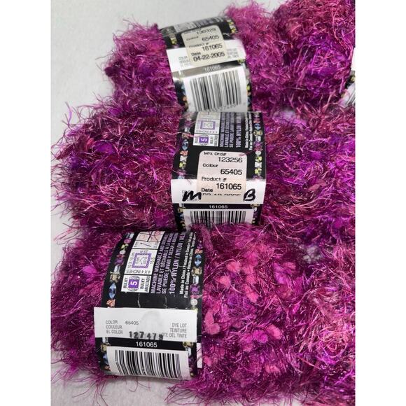 Lot of 6 Bernat Bling Bling Yarn CABARET CRIMSON Pink 1.75oz each NOS - Picture 4 of 5